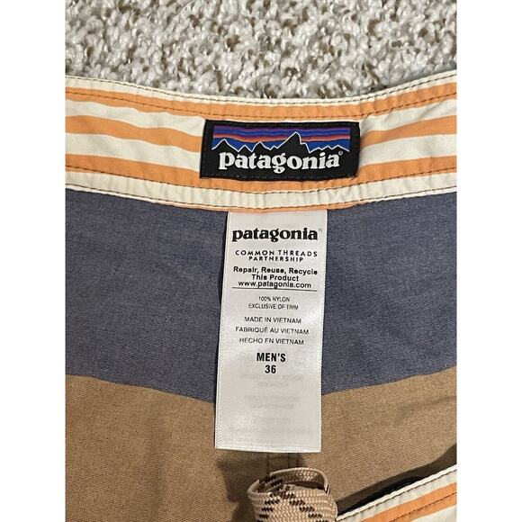 PATAGONIA Men's Size 36 Board Swim Shorts Striped Drawstring Pockets - Picture 8 of 11